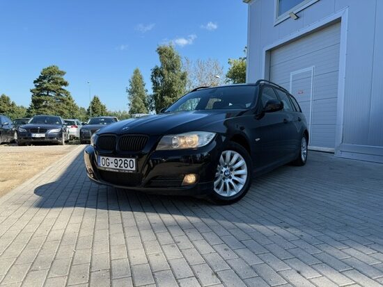 BMW 320D MANUĀLĀ 2009